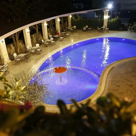 Hotel Castle Konti Vaqarr